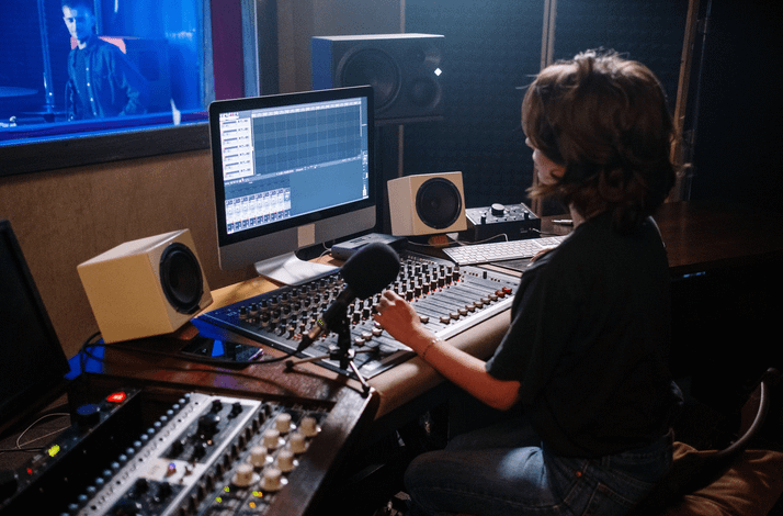 Responsibilities of a Mastering Engineer: A Comprehensive Guide